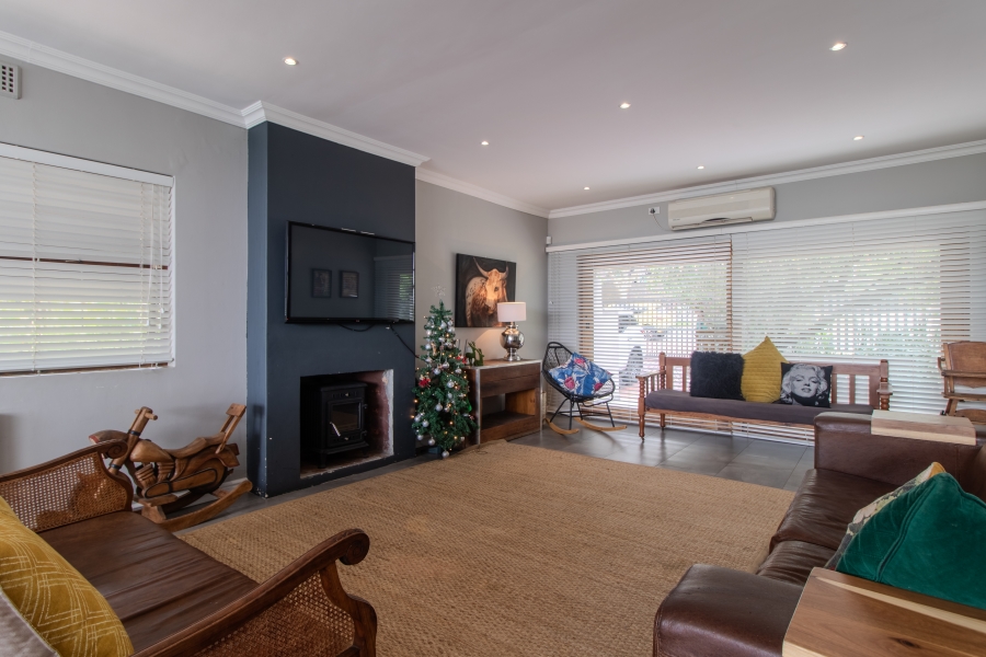 5 Bedroom Property for Sale in Proteaville Western Cape